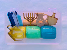 Load image into Gallery viewer, Hannukah Mini Kit